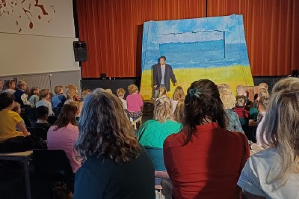 theatervoorstelling-bassisonderwijs