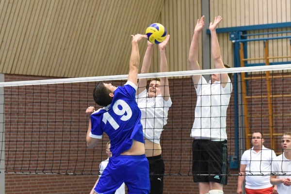 ruutvoorn-s-bedrijfsvolleybal-toernooi